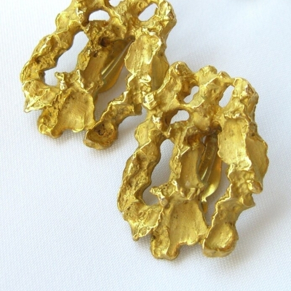 Vintage Smithsonian Earrings, Gold Nugget Replica, Museum Brutalist Style - Picture 3 of 5